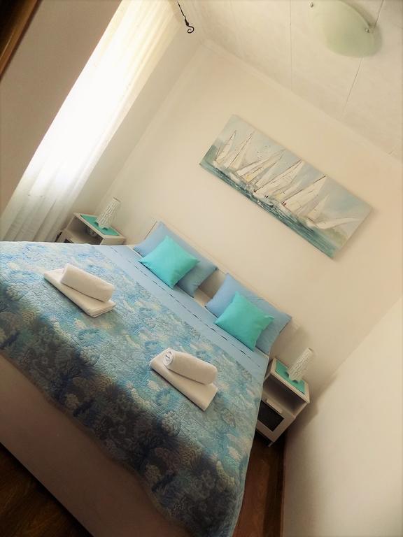 Anamarija Apartment Njivice